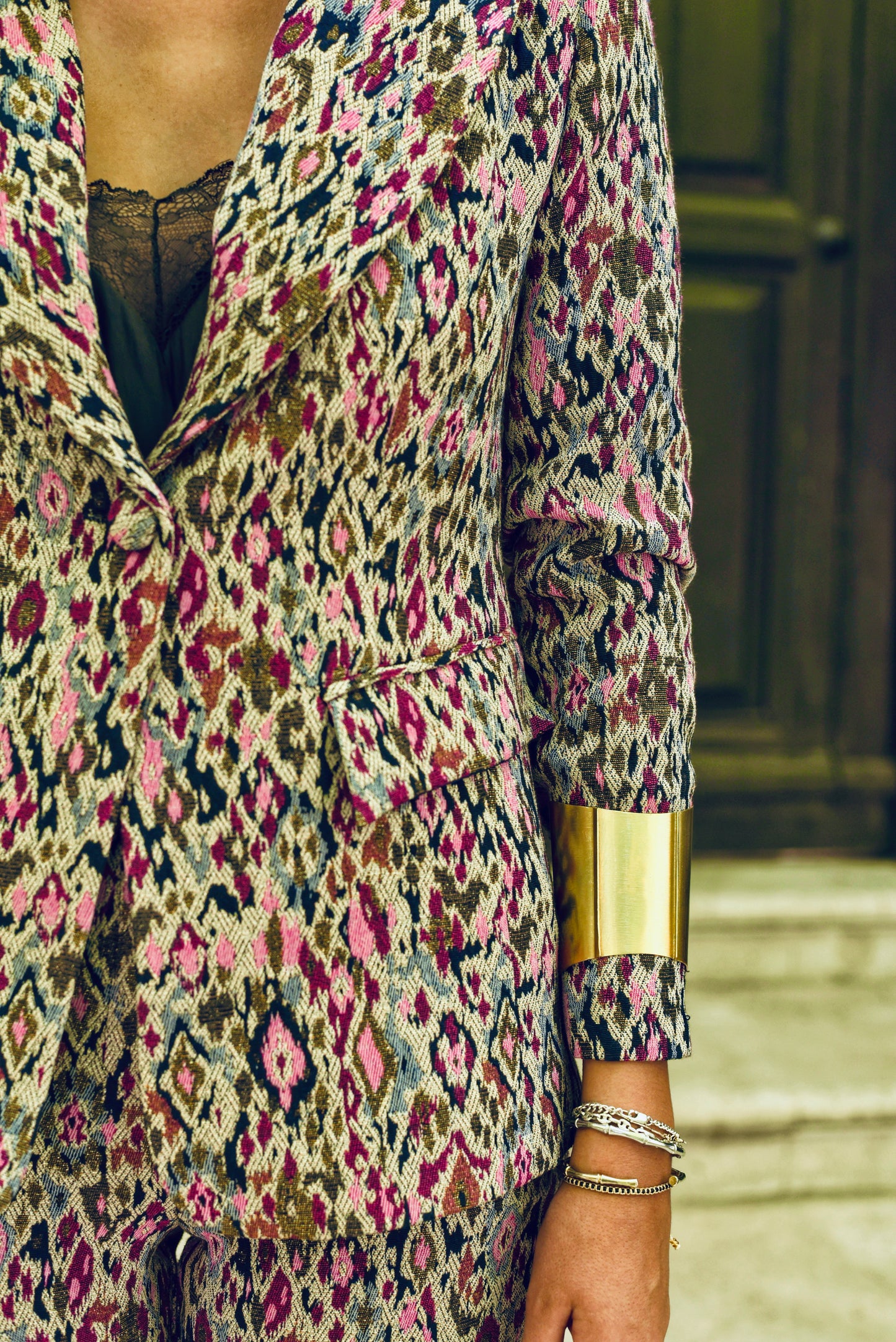 Printed jacket suit