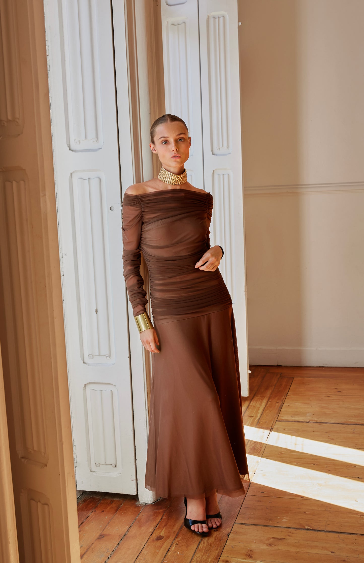 Brown Pinsapo dress