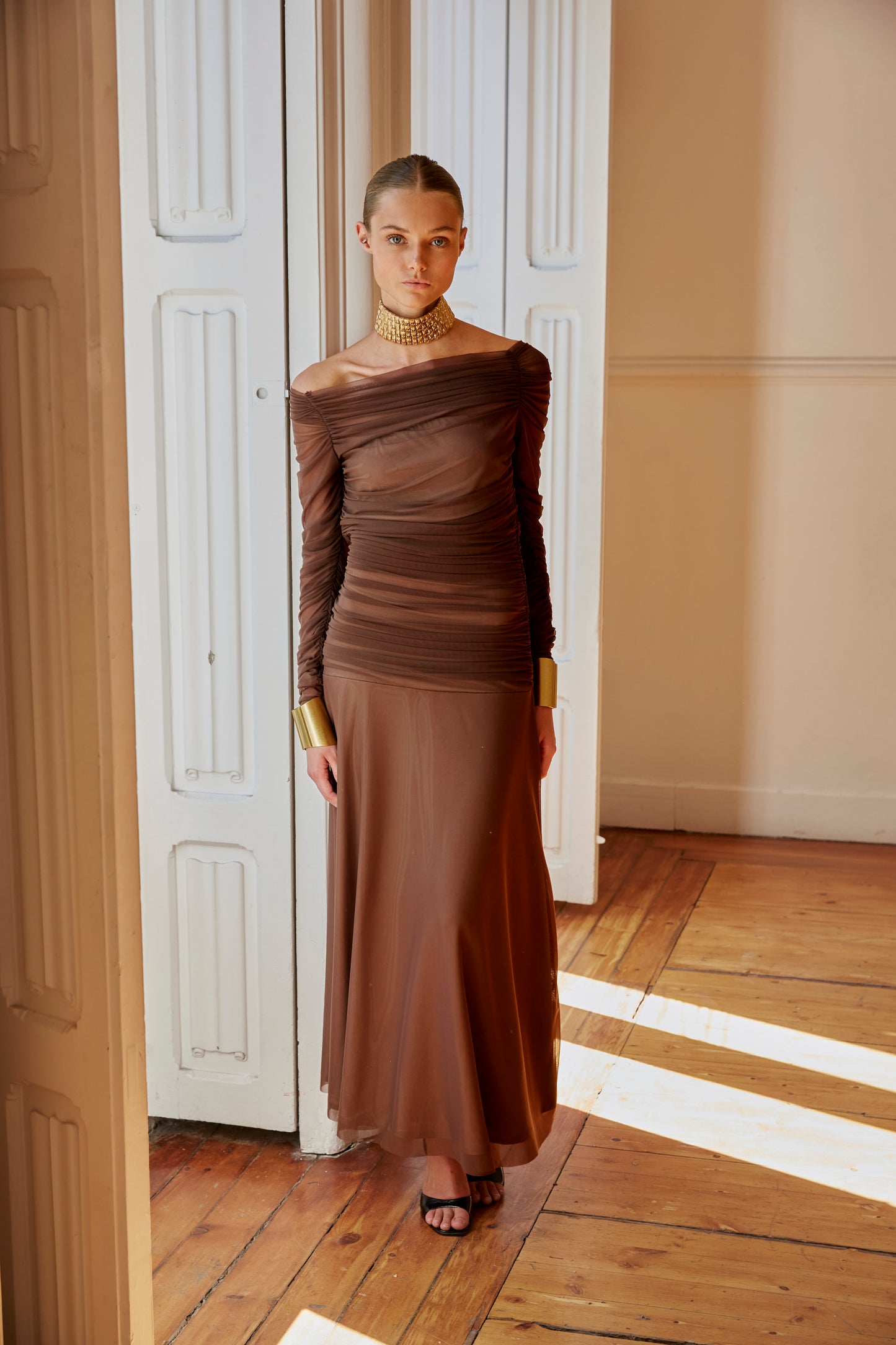 Brown Pinsapo dress