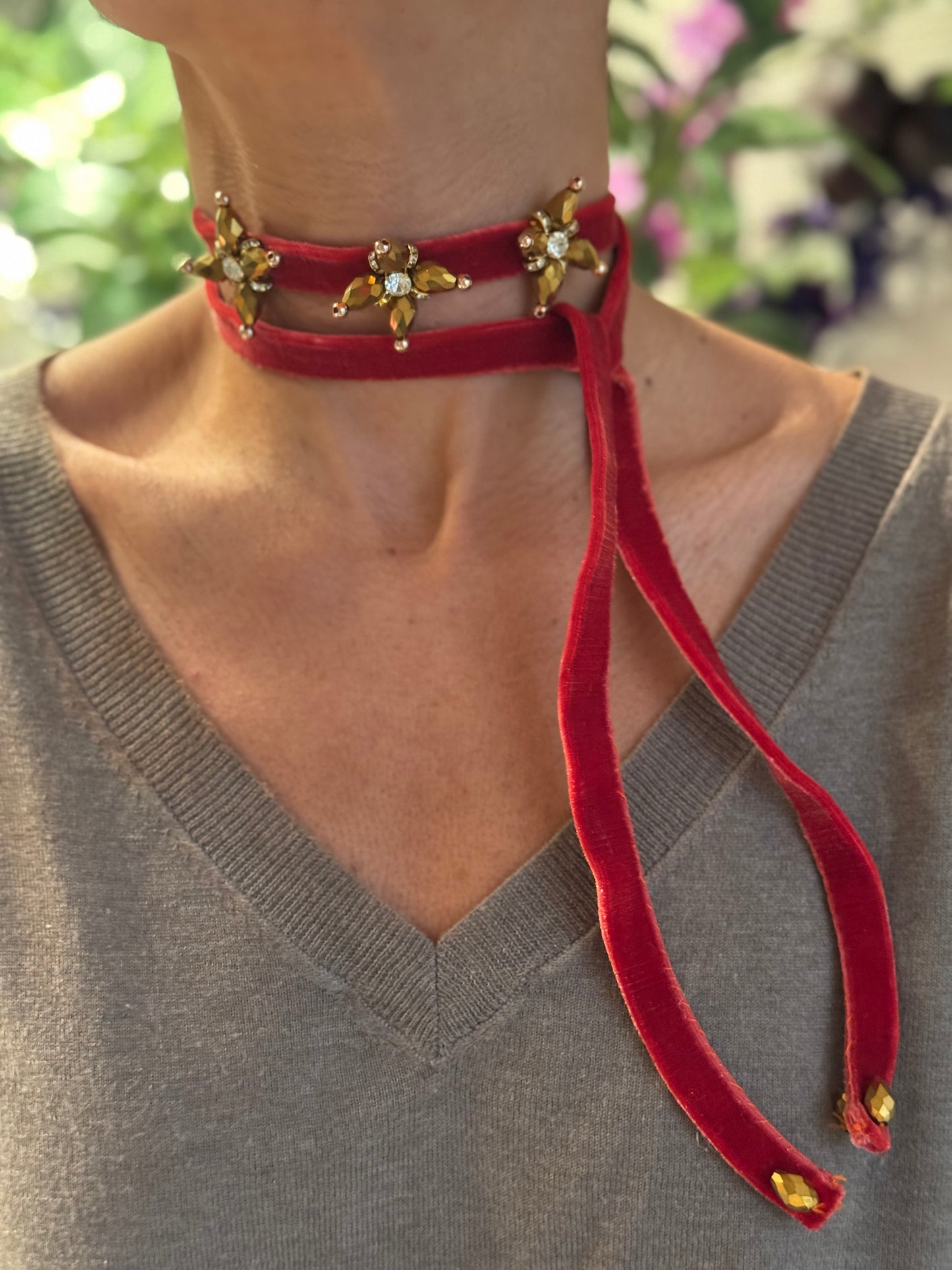 Tile velvet necklace