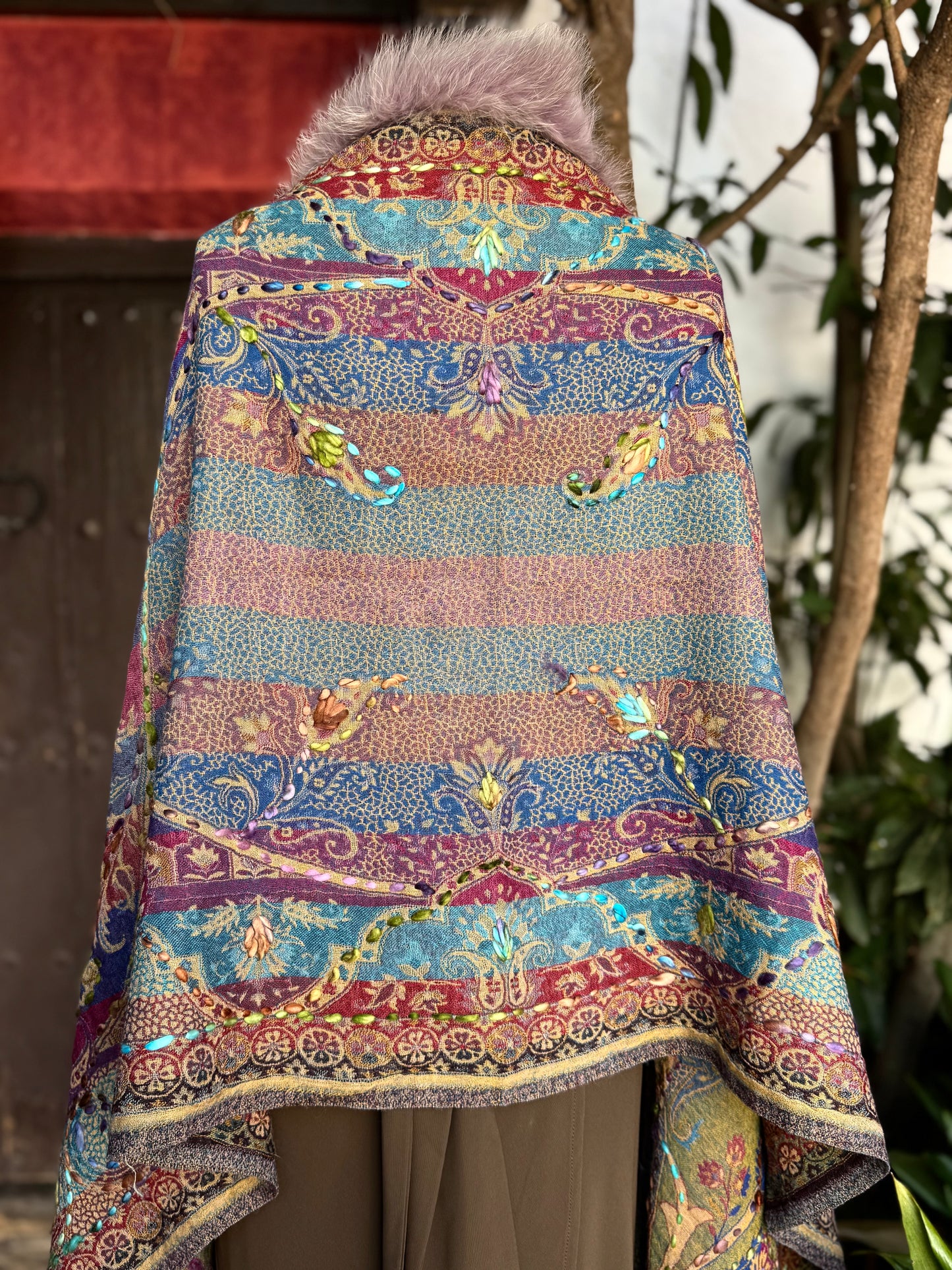 Embroidered wool pashmina cape