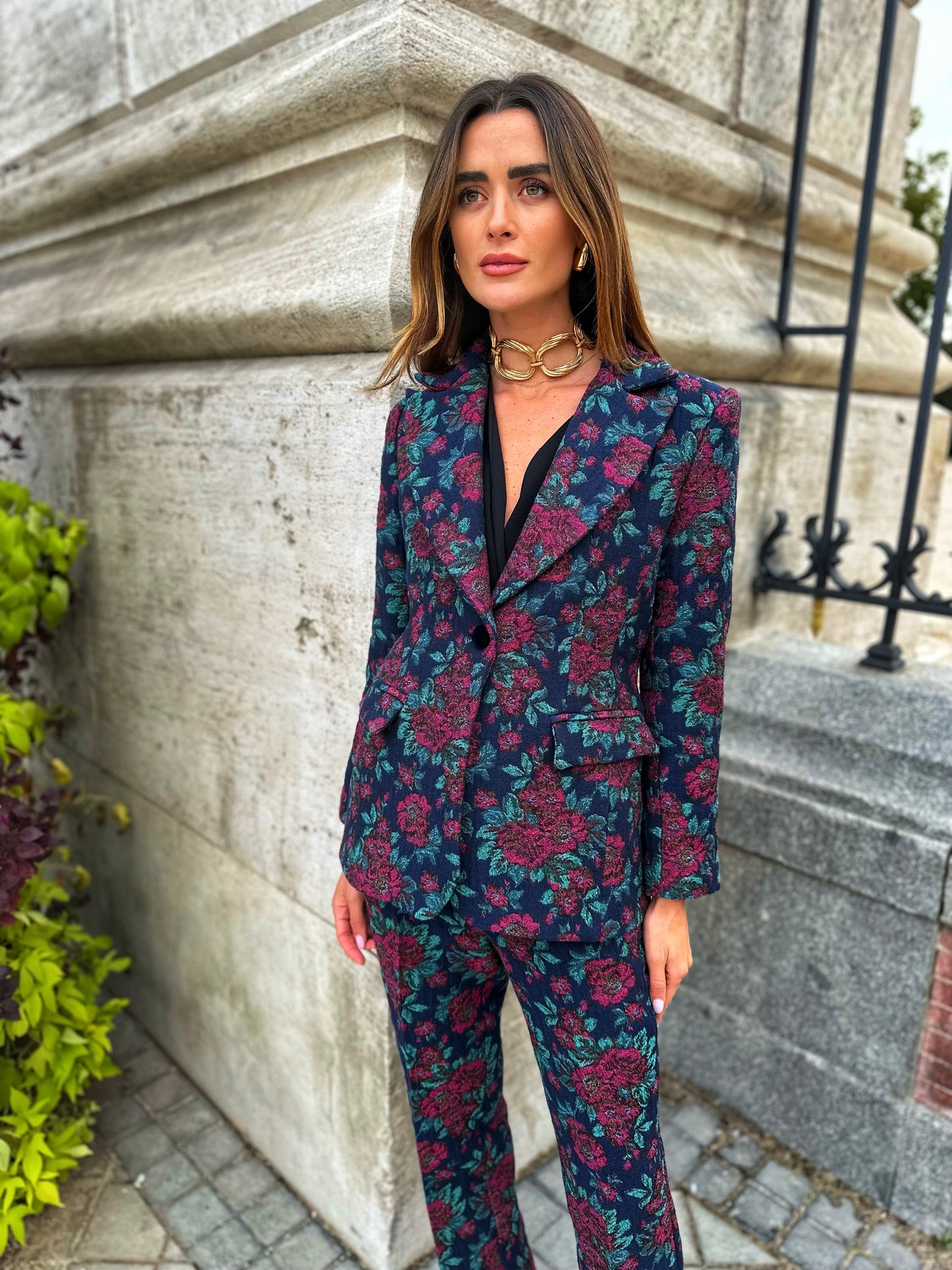 Traje de chaqueta flores