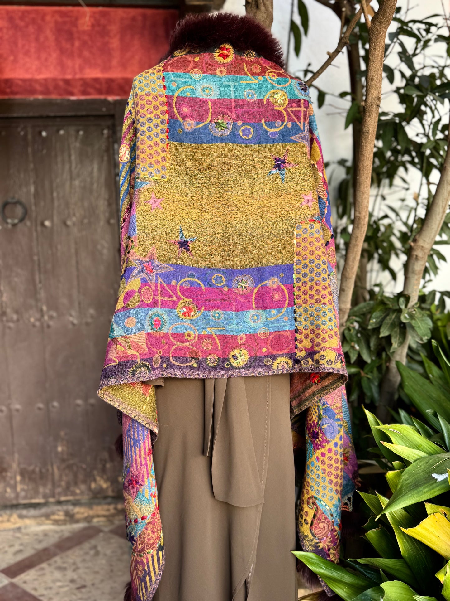 Embroidered wool pashmina cape