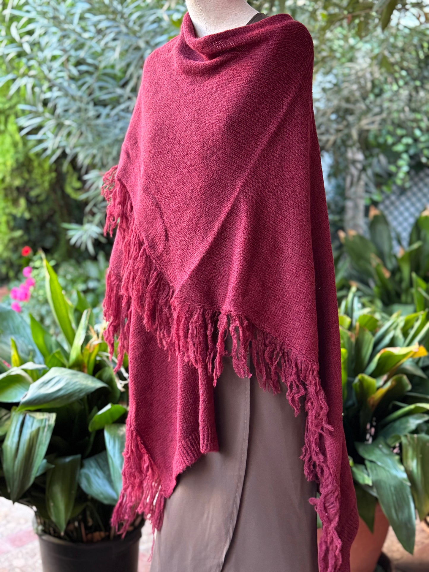 Poncho Burdeos