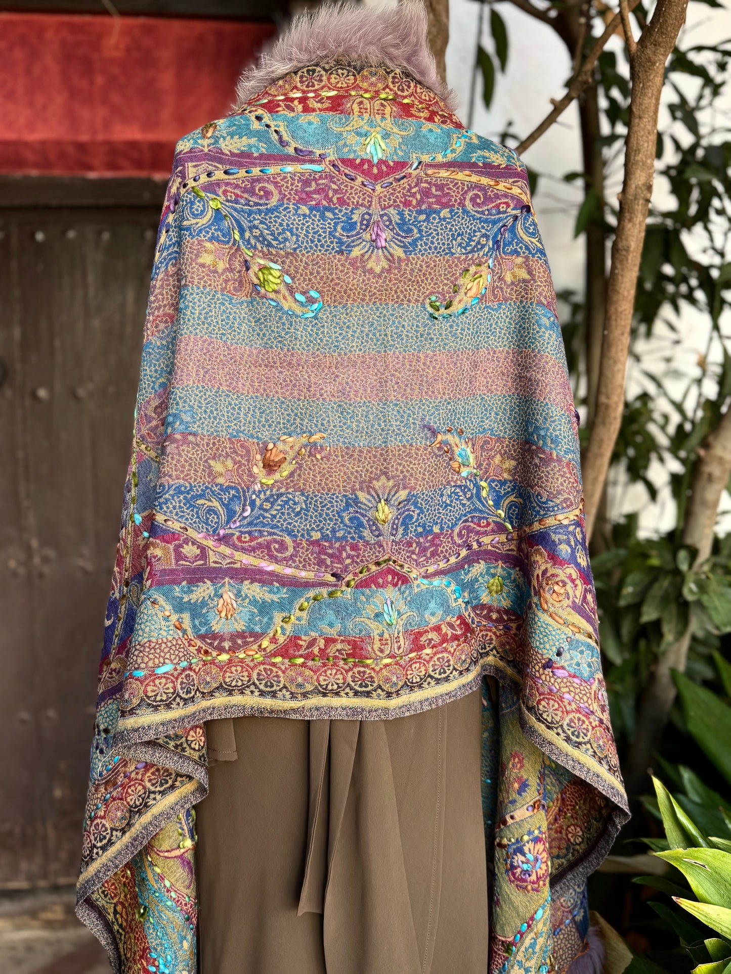Embroidered wool pashmina cape