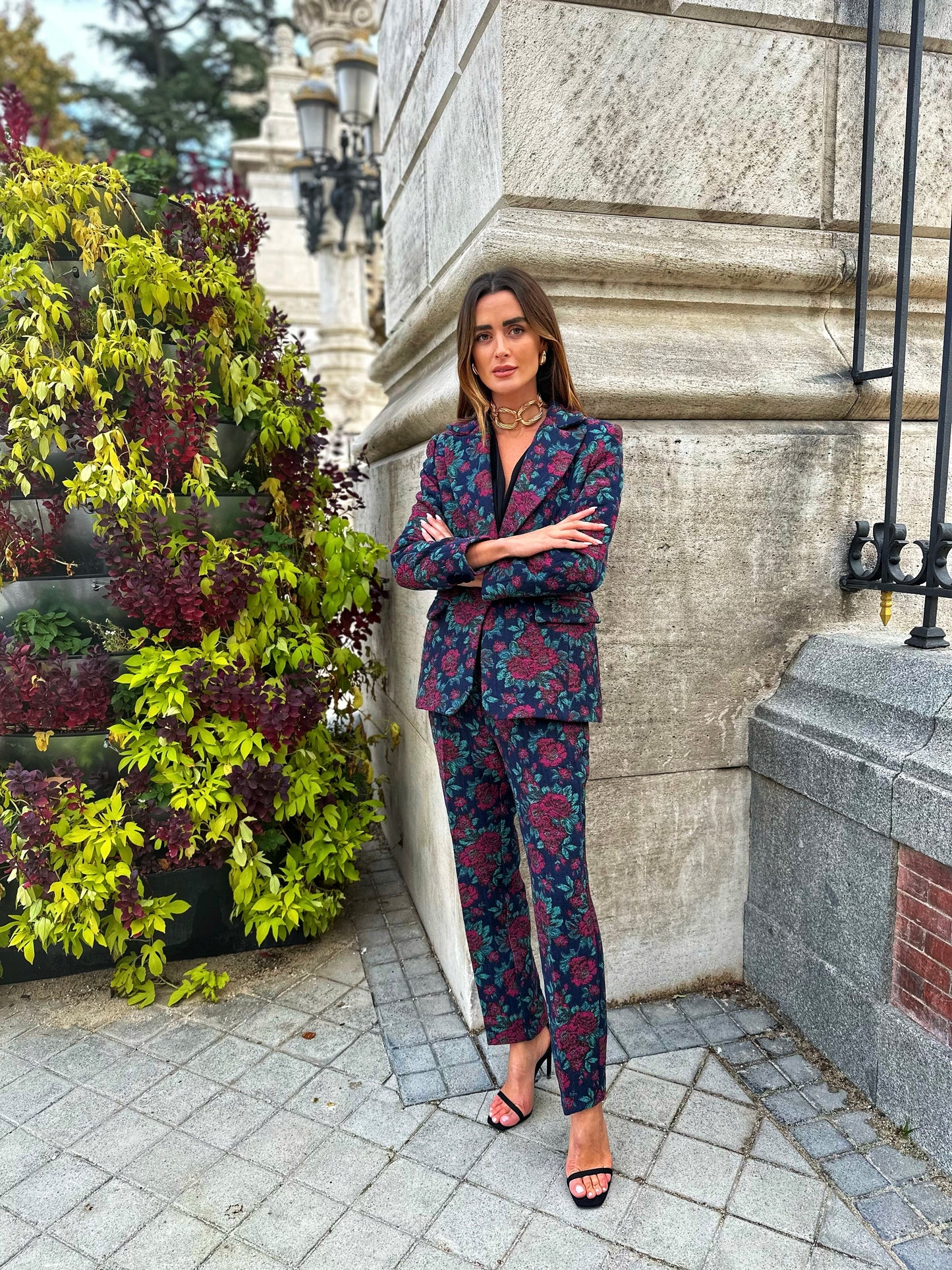 Traje de chaqueta flores