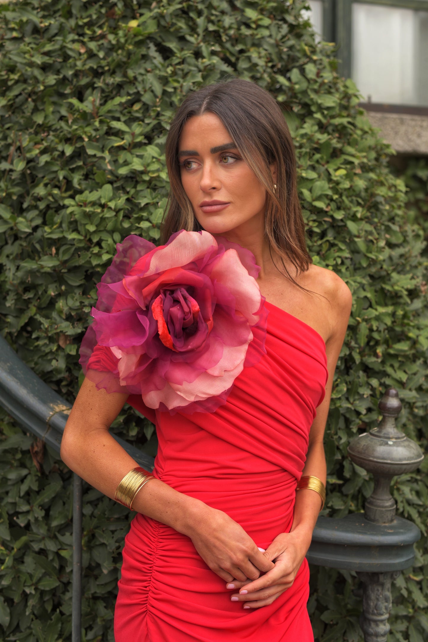 Lady Gardenia red dress
