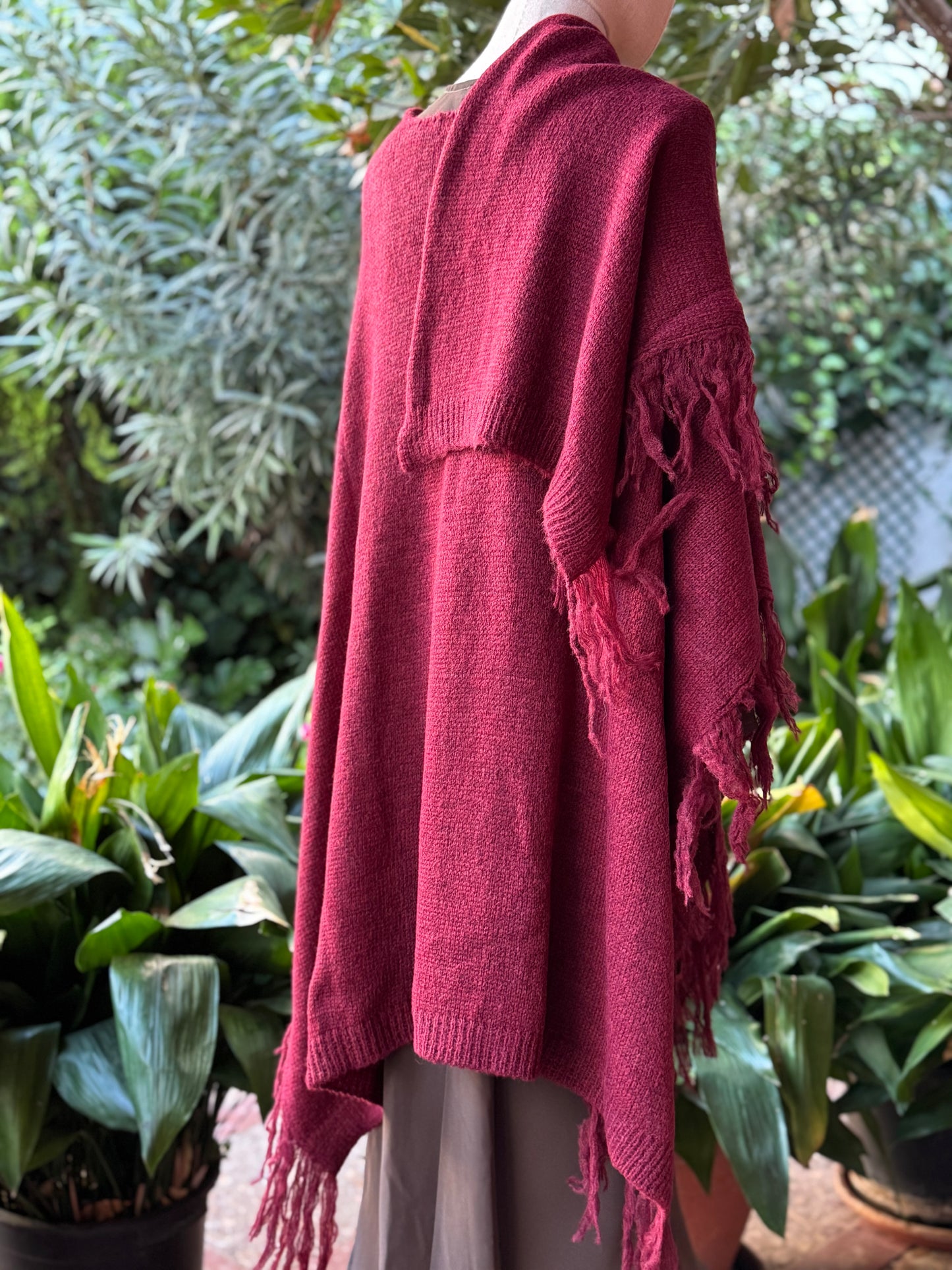 Poncho Burdeos