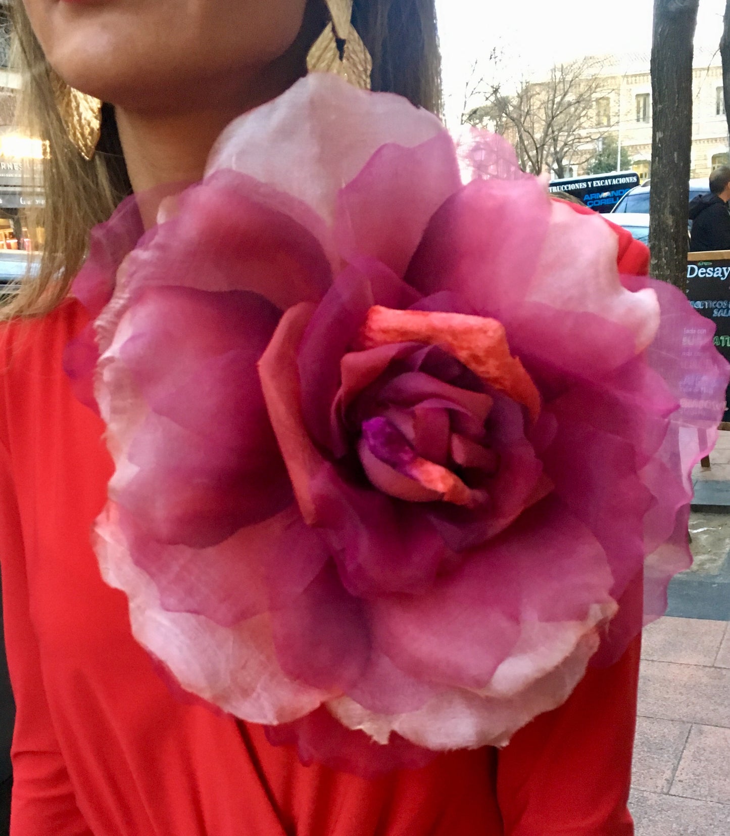 Flower brooch