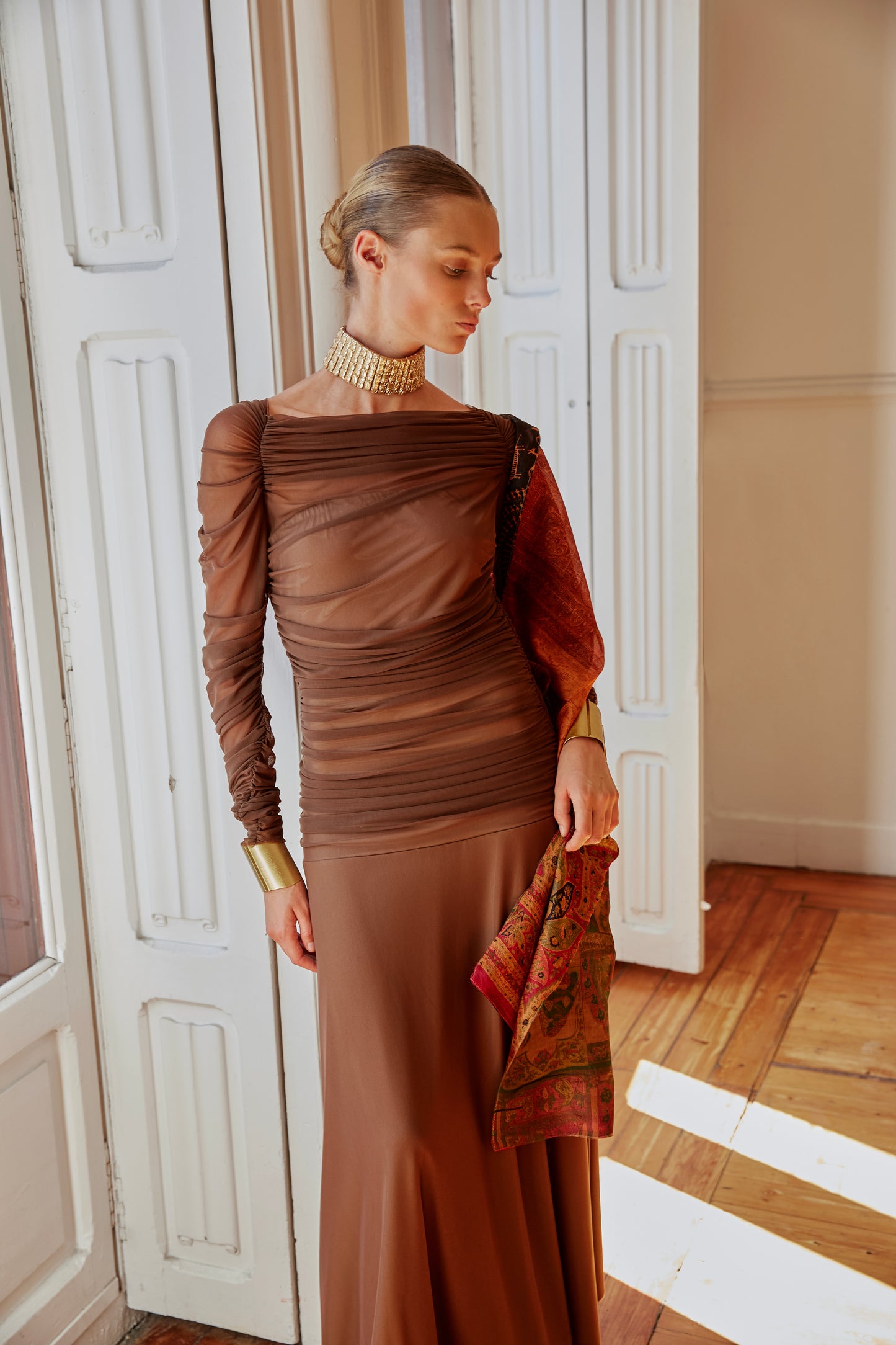 Brown Pinsapo dress