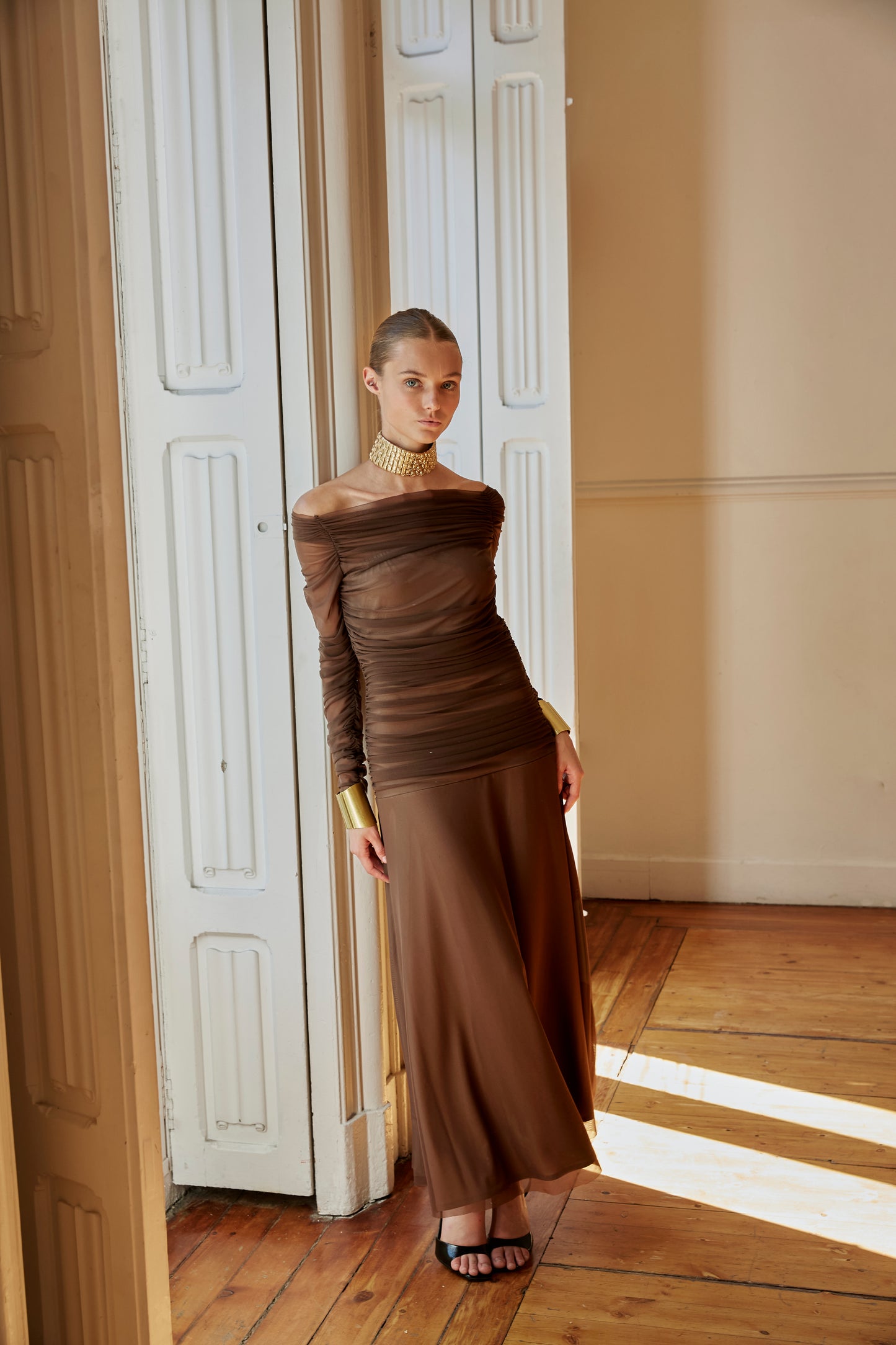Brown Pinsapo dress