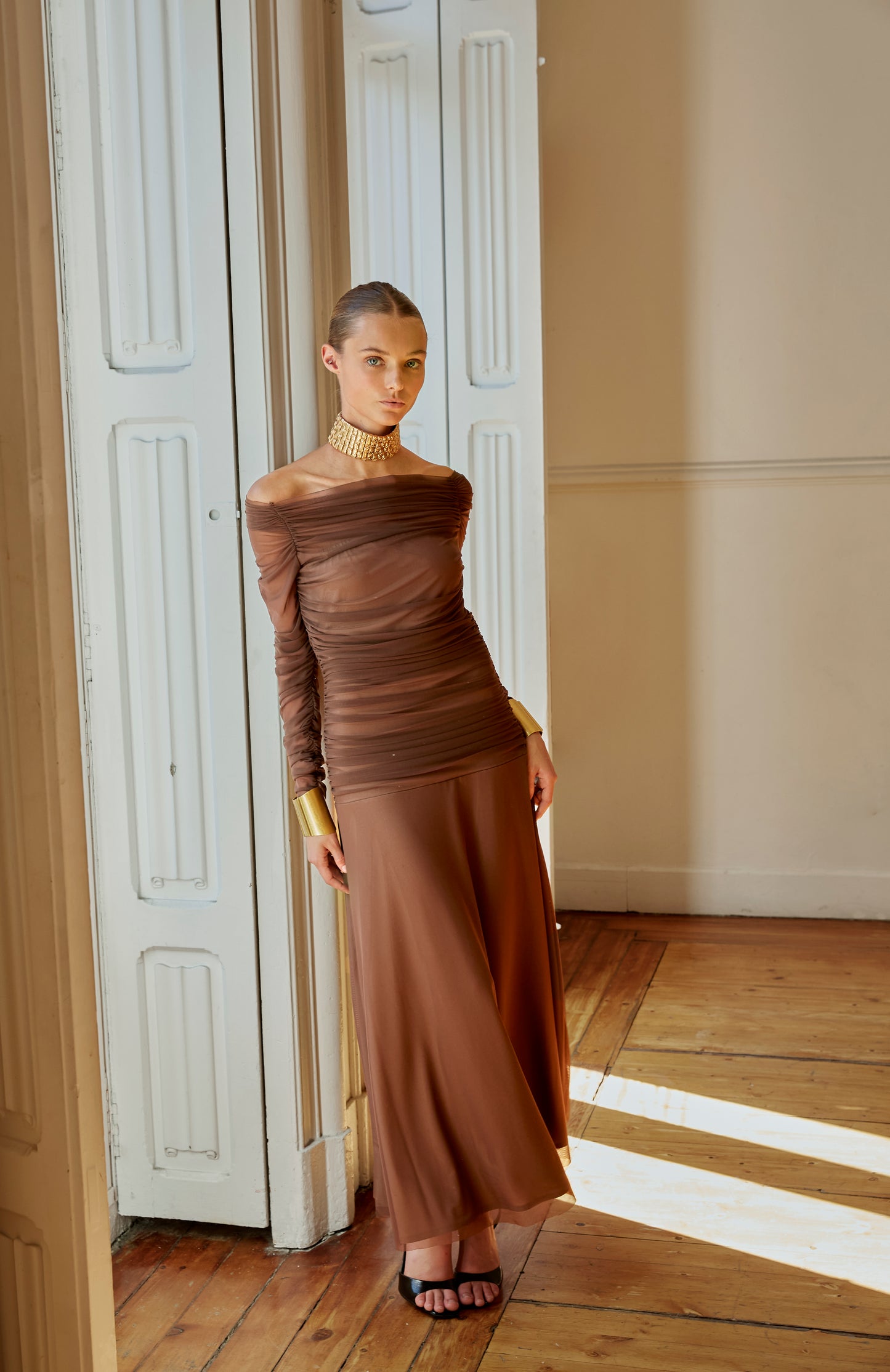 Brown Pinsapo dress