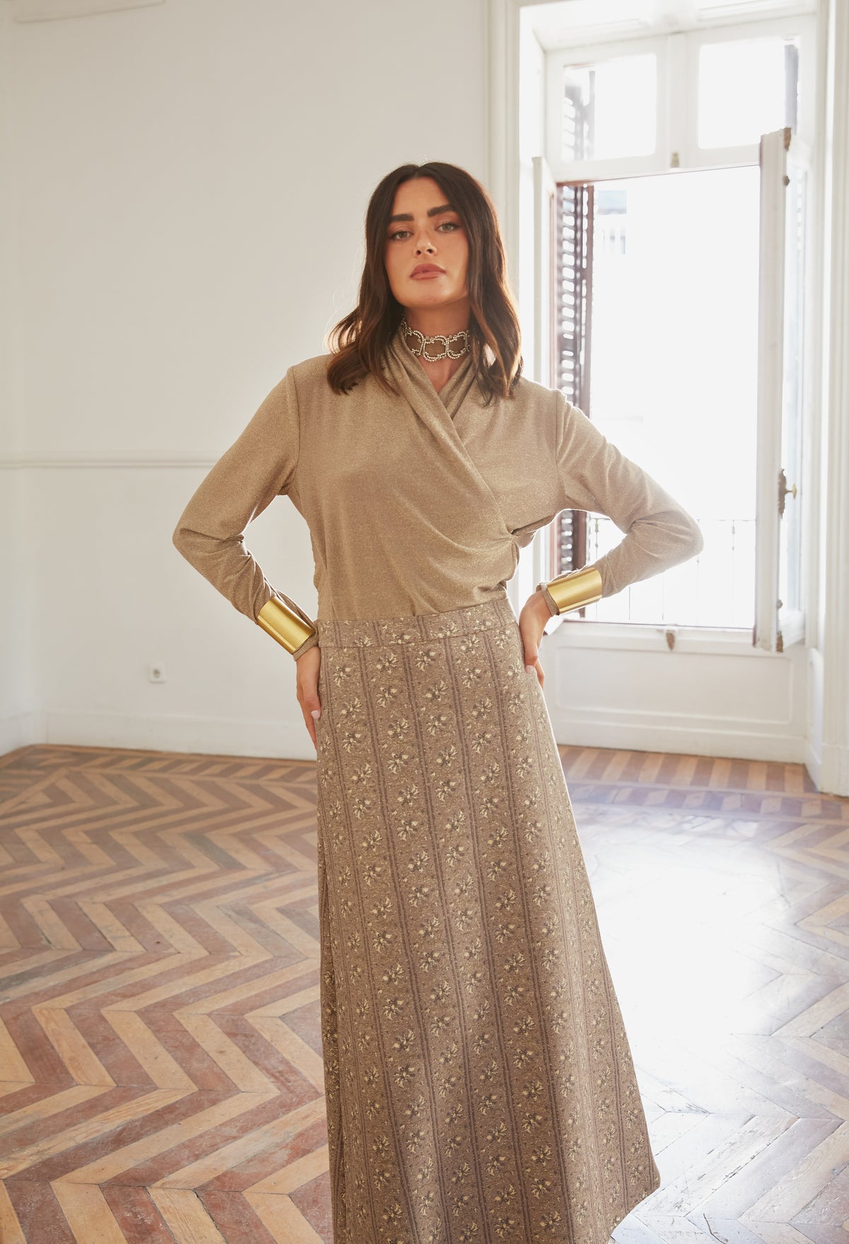 Conjunto Hechizo marrón/dorado