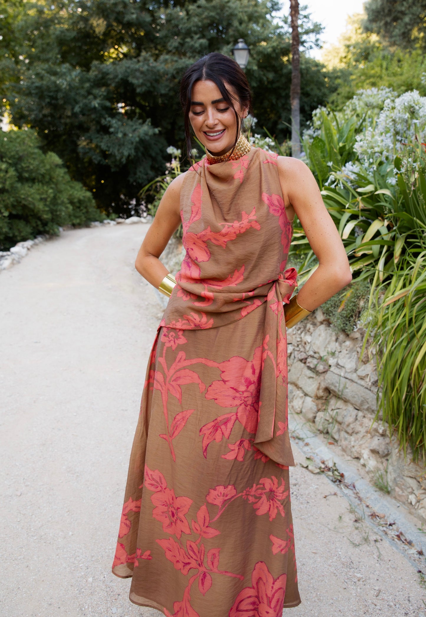 Hedgehog dress with flowers