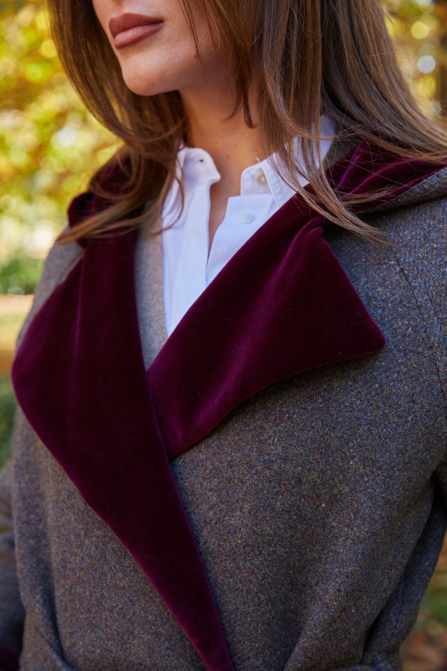 Abrigo Lana capucha berenjena