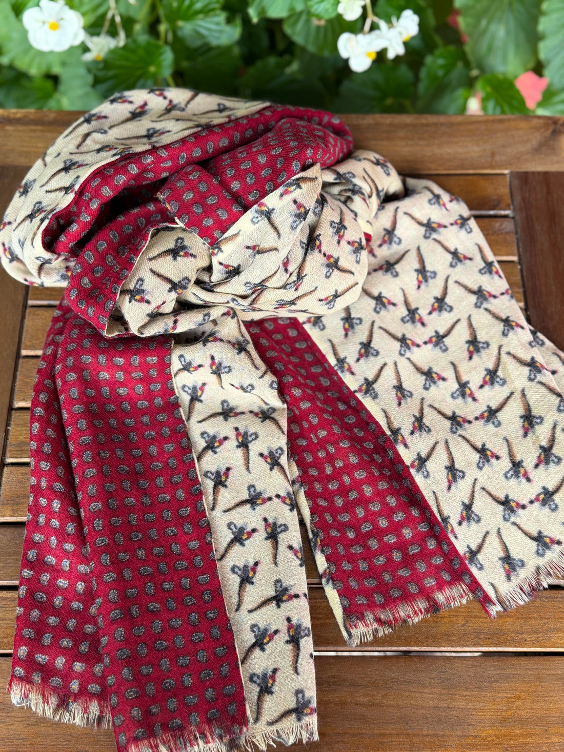 Pañuelo largo reversible de lana