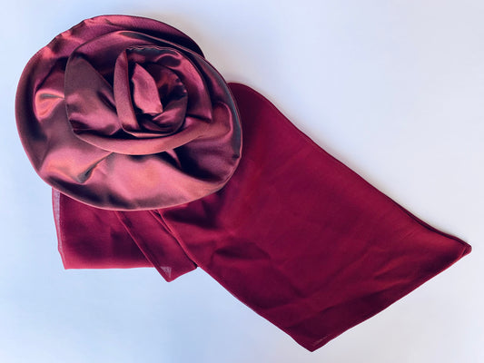 Bow with burgundy flower