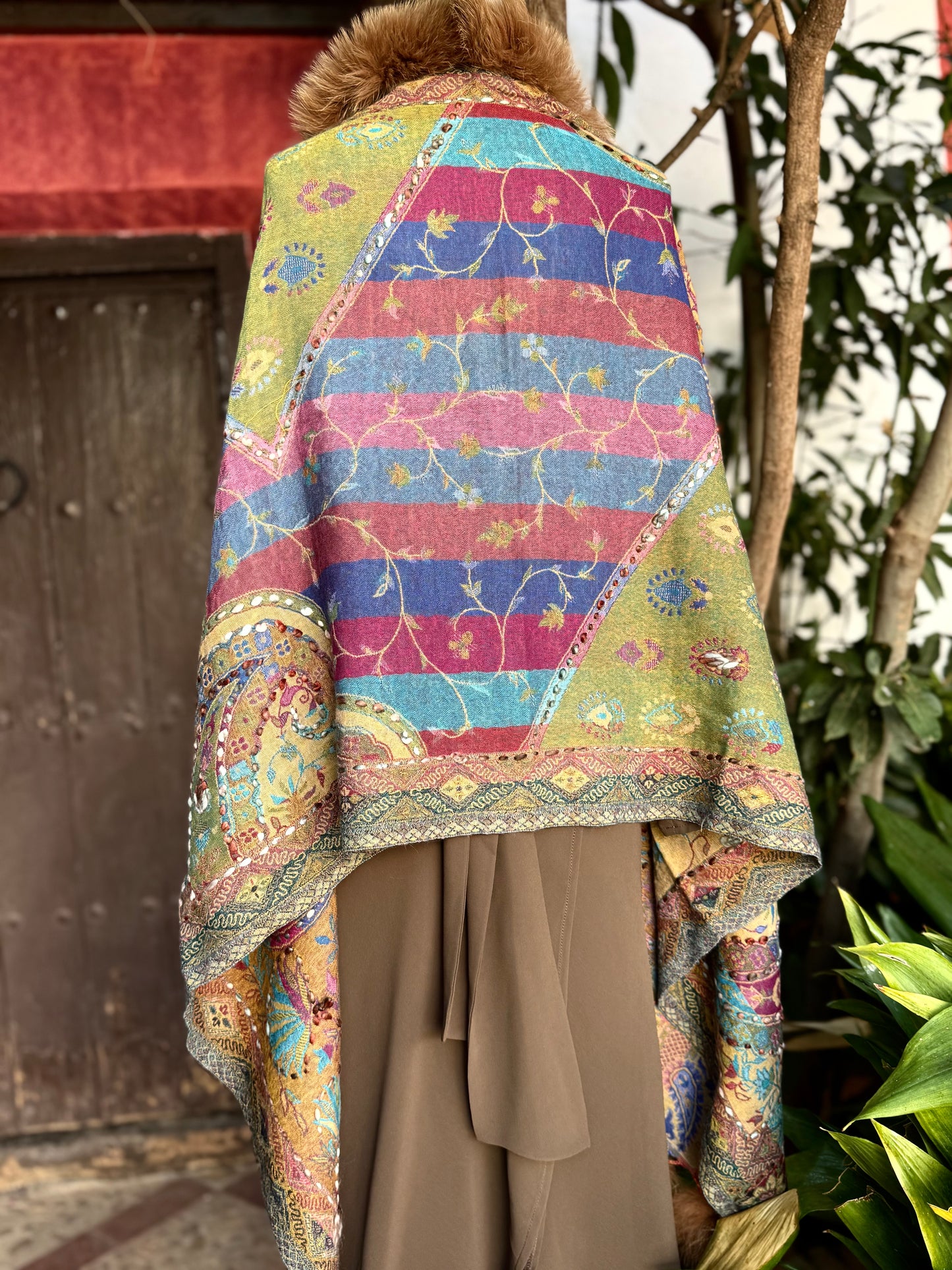Embroidered wool pashmina cape