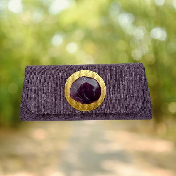 Cartera piedra lila