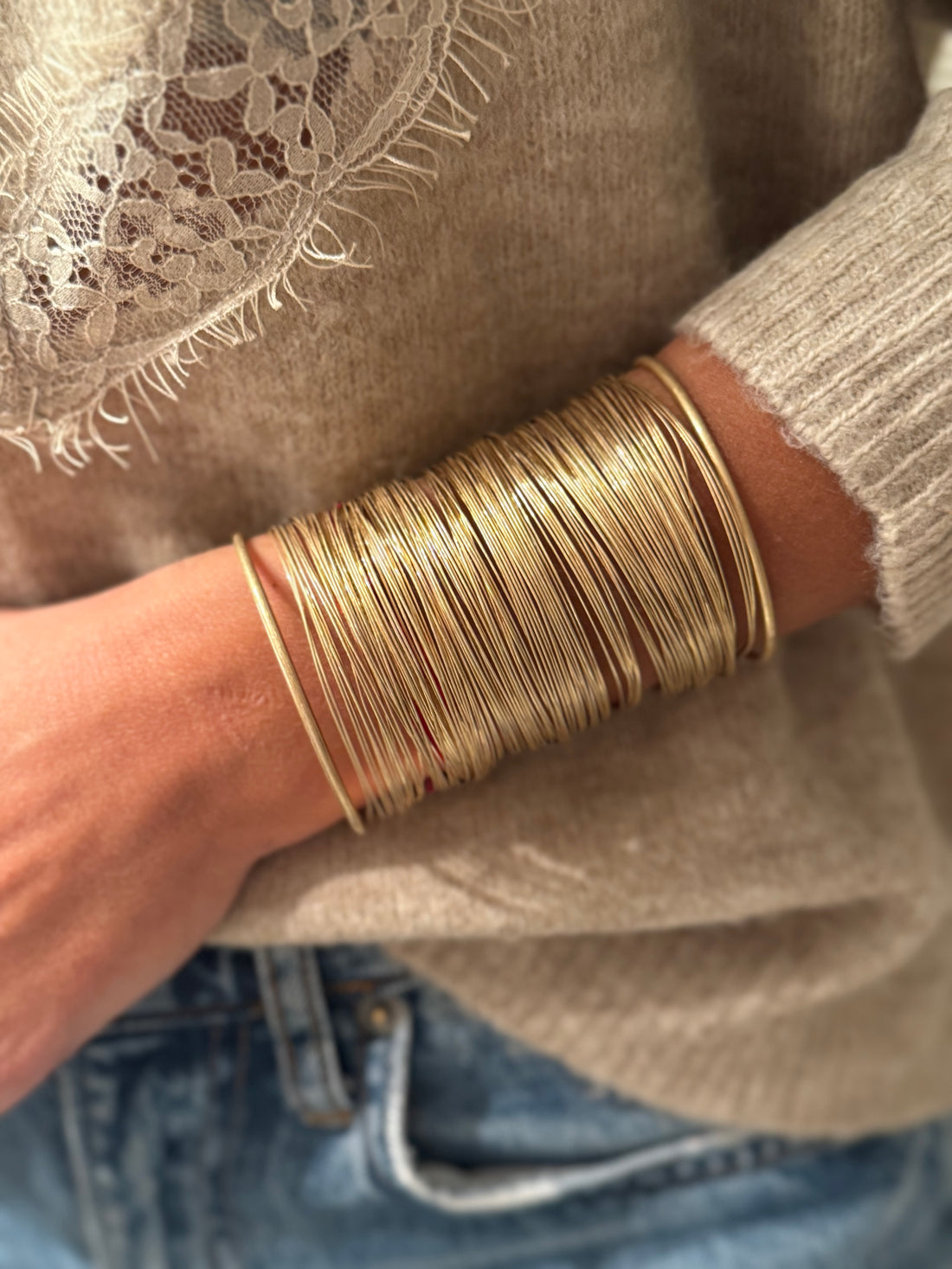 Brazalete multihilos