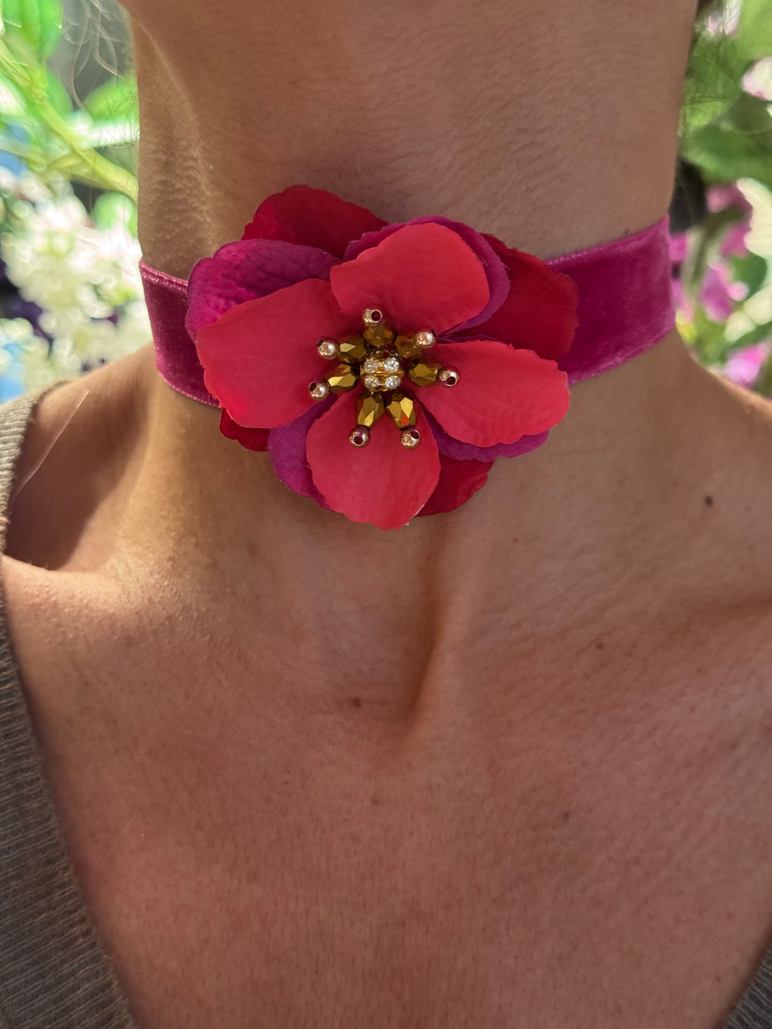 Choker terciopelo fresa