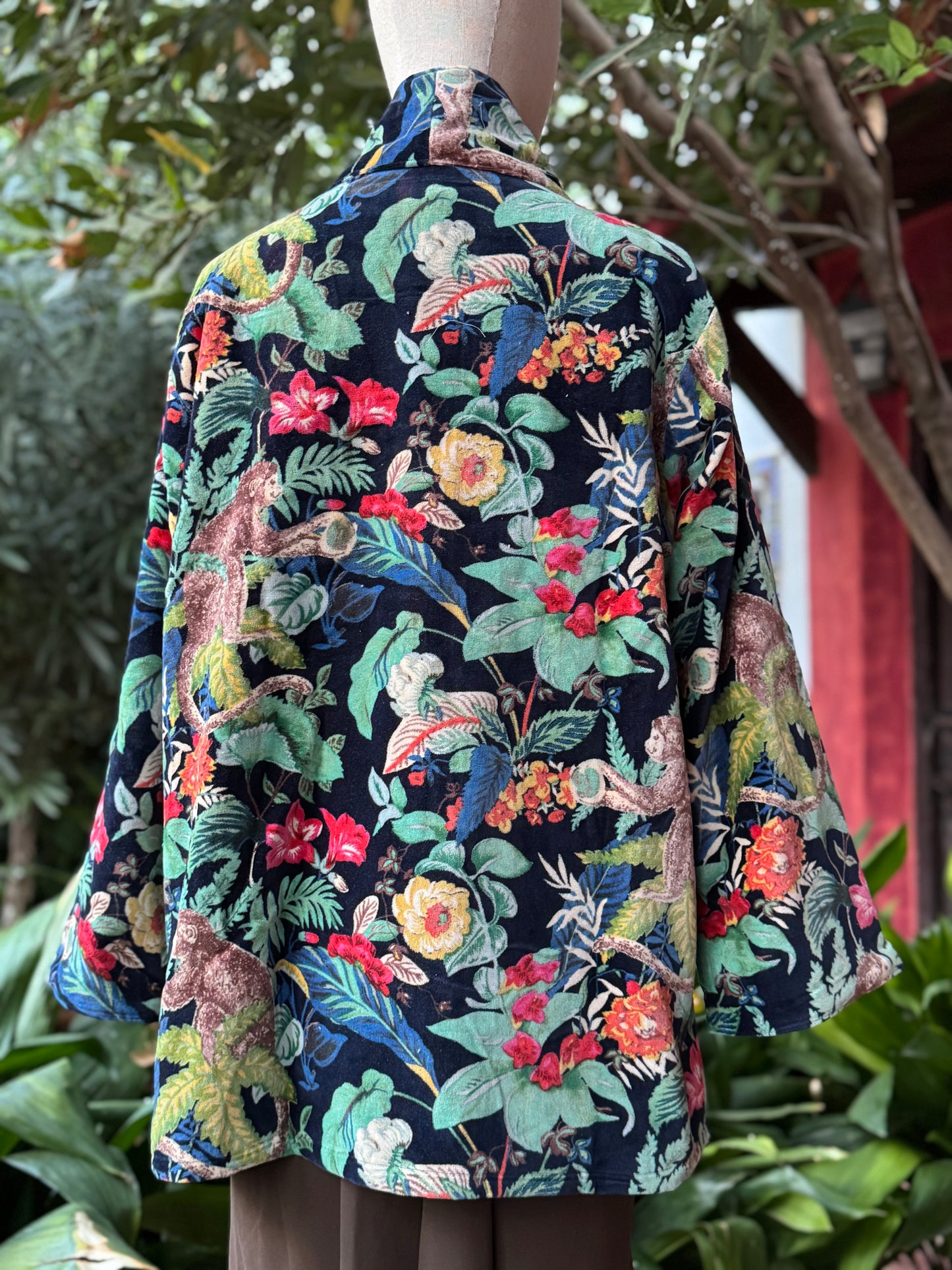 Chaqueta de terciopelo frutas