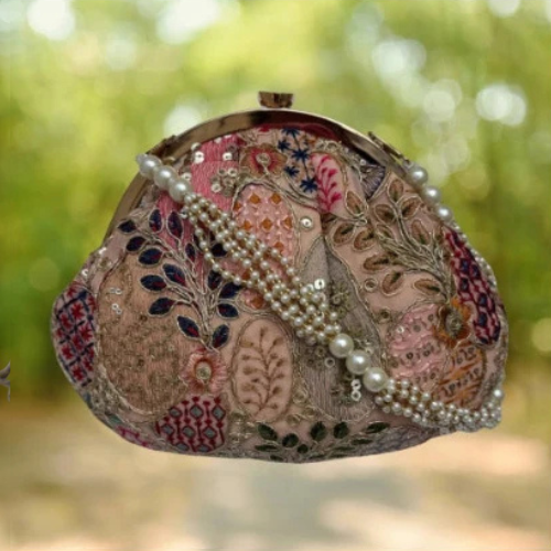Clutch bordado