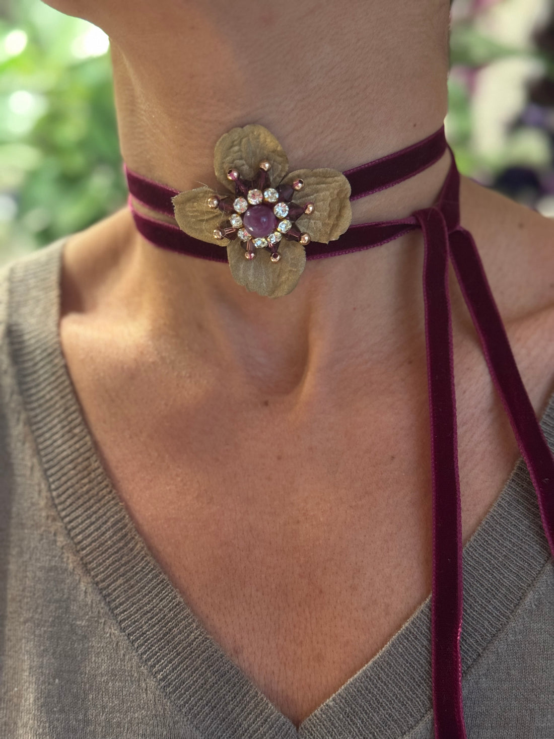 Cinta de terciopelo granate