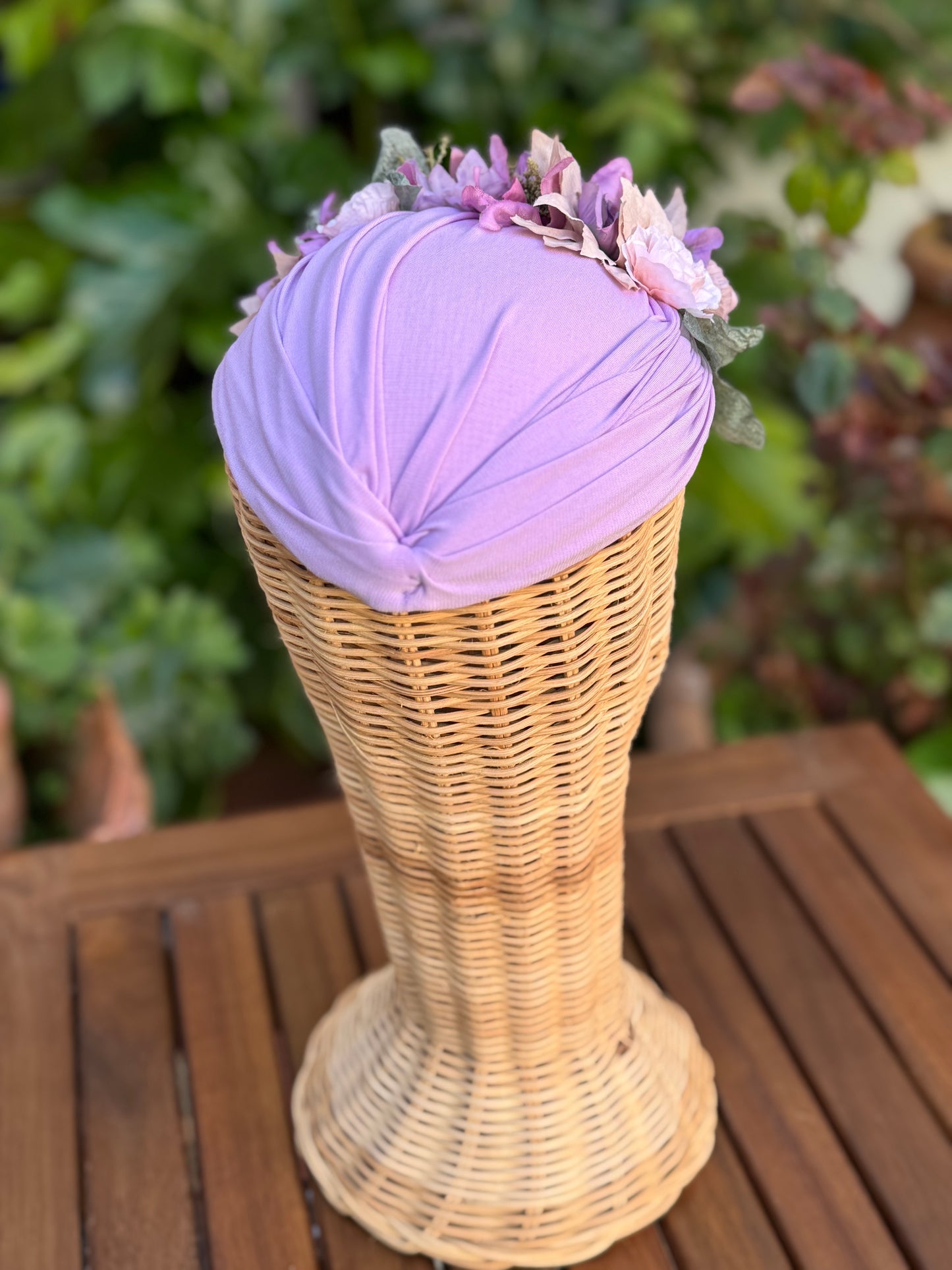 Tocado flores lila