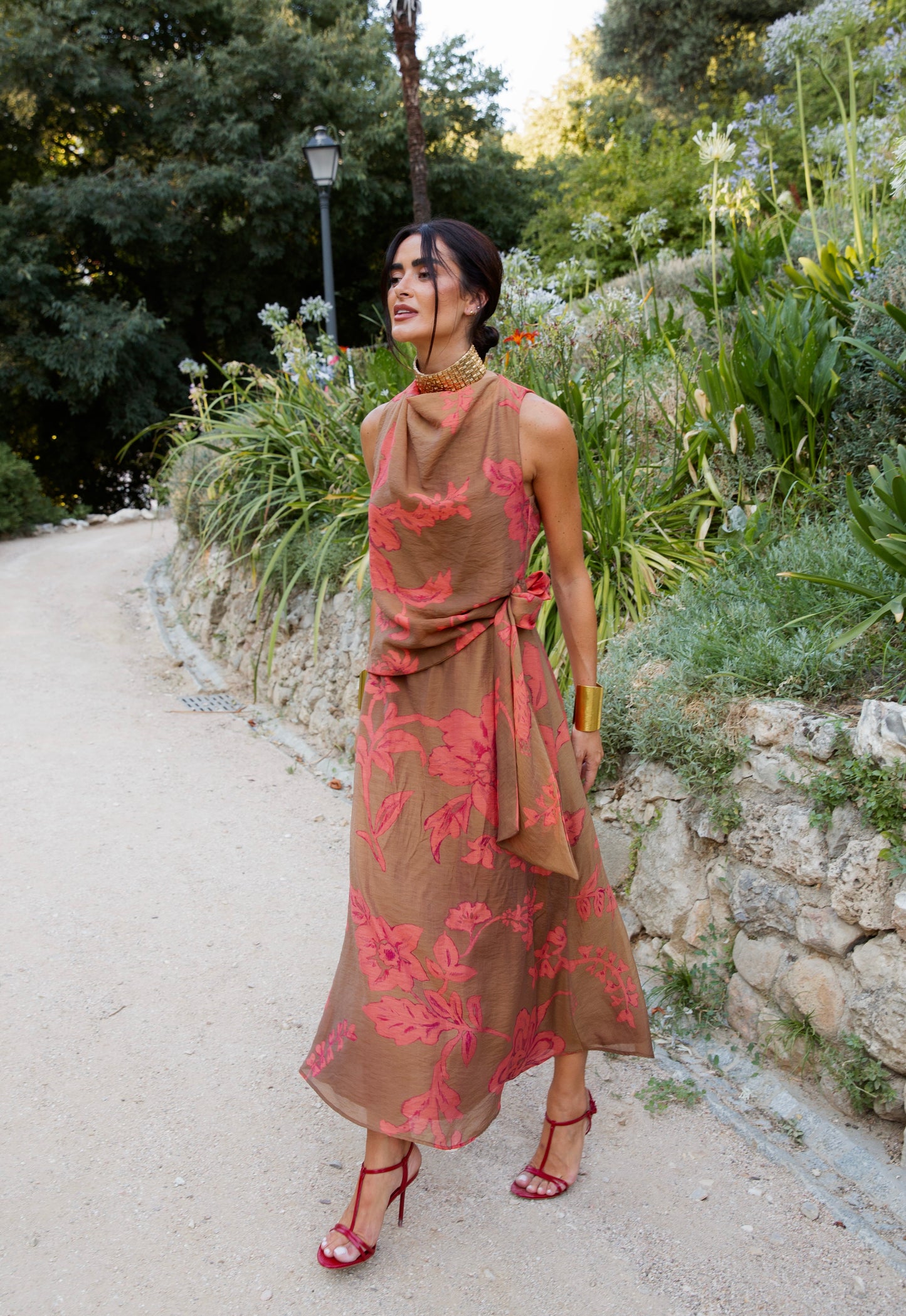 Hedgehog dress with flowers