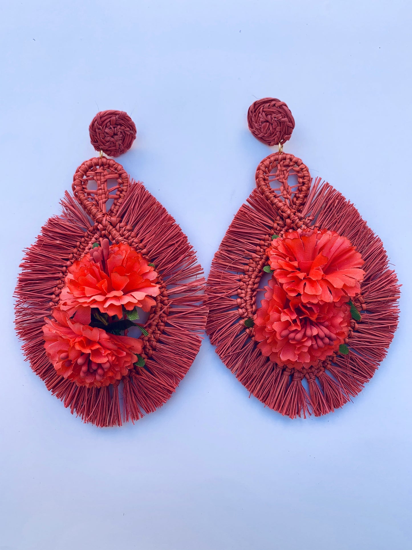 Jacarta coral earrings